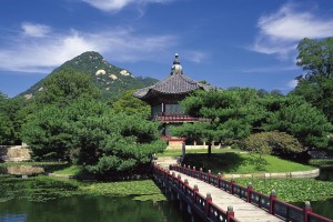 世界田径跨区域训练营：小项专精效果逐步显现，田径跨越式